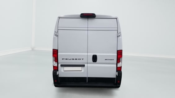 Peugeot Boxer 3.3t L2H2 Fourgon tolé 2.2 HDi - 140 Blanc