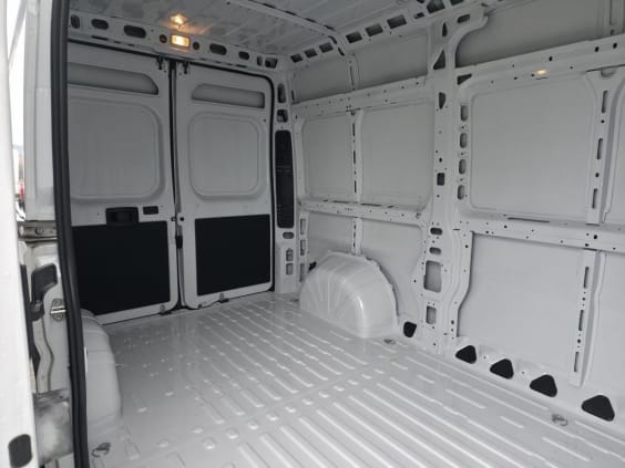Peugeot Boxer 3.3t L2H2 Fourgon tolé 2.2 HDi - 140 Blanc