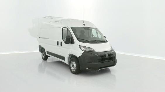 Peugeot Boxer BOXER L2H2 3.5 2.2 BlueHDi 140ch Blanc Icy