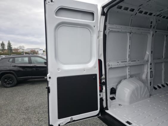 Peugeot Boxer 3.3t L2H2 Fourgon tolé 2.2 HDi - 140 Blanc