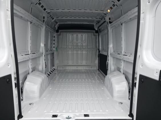 Peugeot Boxer 3.3t L2H2 Fourgon tolé 2.2 HDi - 140 Blanc
