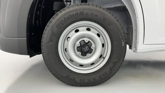 Peugeot Boxer BOXER L2H2 3.5 2.2 BlueHDi 140ch Blanc Icy