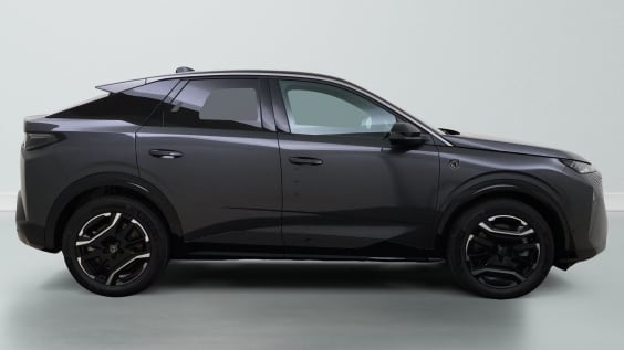 Peugeot E-3008 GT Electric 73 kWh 213 hp Black