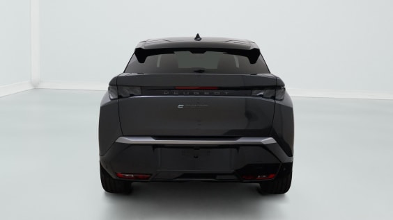 Peugeot E-3008 GT Electric 73 kWh 213 hp Grey