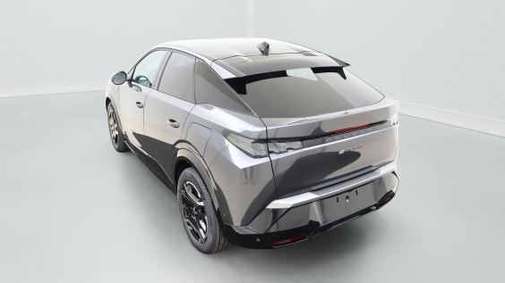 Peugeot E-3008 GT Electric 73 kWh 213 hp Grey