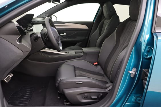 Peugeot E-408 58KWH 210CH GT Blue