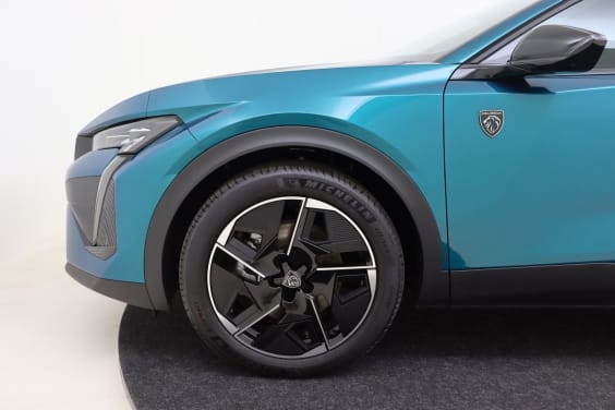 Peugeot E-408 58KWH 210CH GT Blue