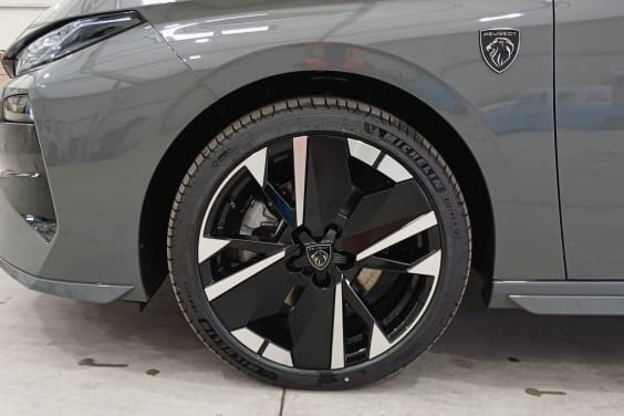 Peugeot NOUVELLE 308 308 BlueHDi 130ch S&S EAT8 GT Gris Selenium