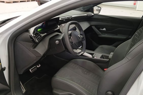 Peugeot NOUVELLE 308 308 BlueHDi 130ch S&S EAT8 GT Blanc Okénite