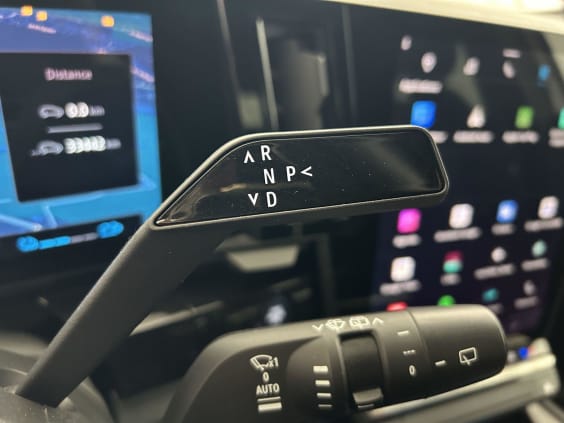 Renault Austral E-Tech hybrid 200 Iconic esprit Alpine Gris