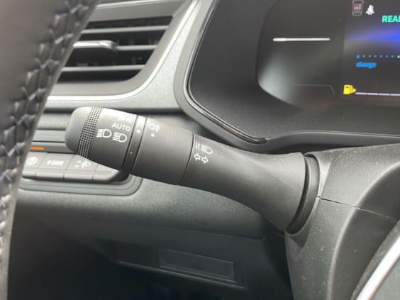 Renault CAPTUR Captur E-Tech full hybrid 145 ch Techno Gris Cassiopee Metal/Toit Noir