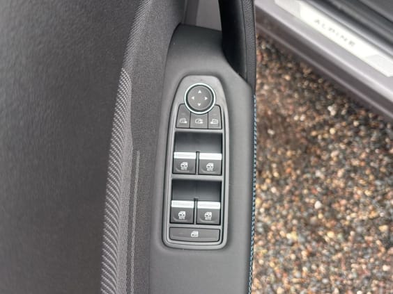 Renault CAPTUR II 1.8 e-tech full hybrid 160 esprit alpine Gris Cassiopee T/Noi