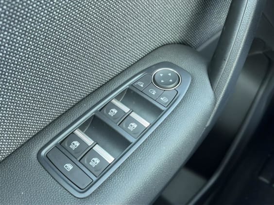 Renault CAPTUR II 1.2 tce 115 techno Cassiope Toit Noir