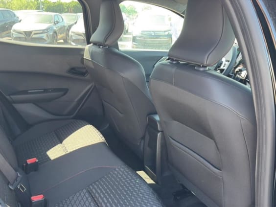 Renault CLIO VI 1.2 tce 115 techno edc noir