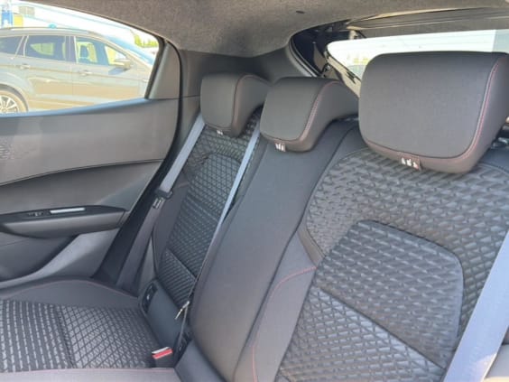 Renault CLIO VI 1.2 tce 115 techno edc noir
