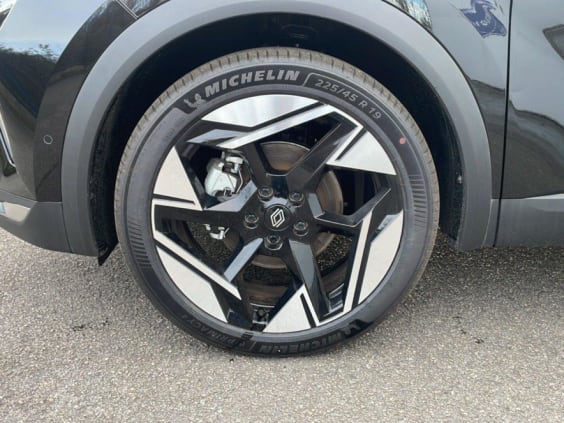 Renault SYMBIOZ Symbioz E-Tech full hybrid 145 Iconic Noir Etoile Metal