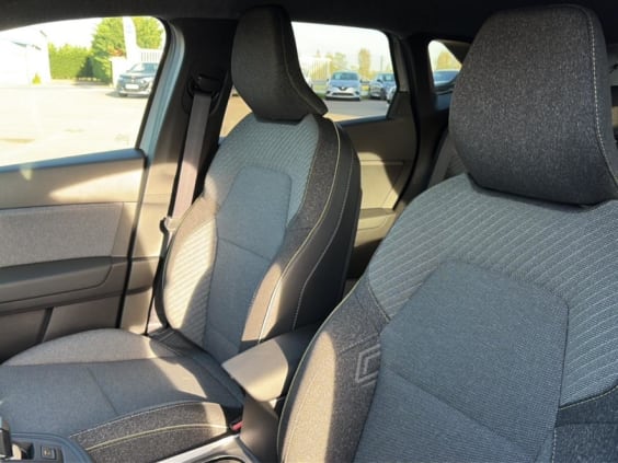 Renault SYMBIOZ 1.8 e-tech full hybrid 160 techno Gris Rafale