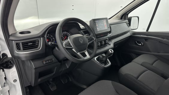 Renault Trafic TRAFIC L2H1 3000 2.0 dCi 150ch Advance Blanc Glacier