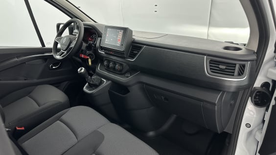 Renault Trafic TRAFIC L2H1 3000 2.0 dCi 150ch Advance Blanc Glacier