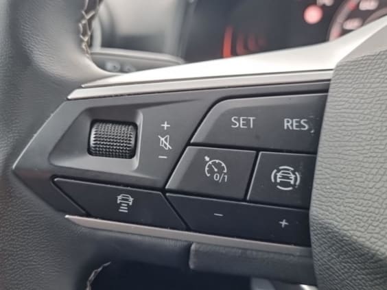 Seat Arona 1.0 tsi 115 copa dsg7 Gris Magnetique T/No