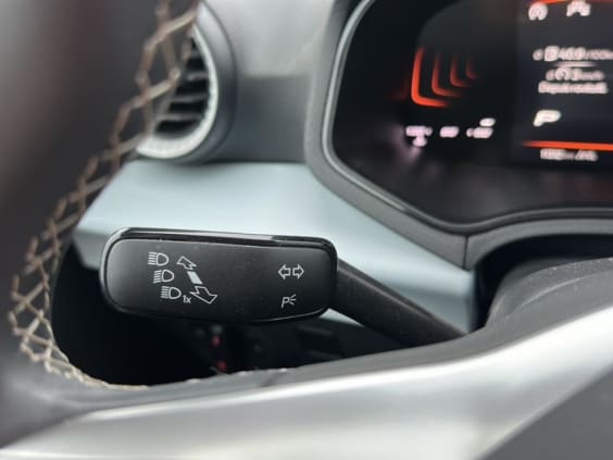 Seat Arona 1.0 tsi 115 copa dsg7 Noir Minuit