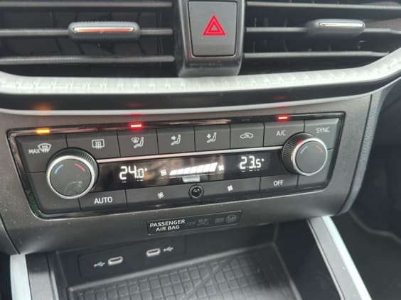 Seat Arona 1.0 tsi 115 copa dsg7 Noir Minuit