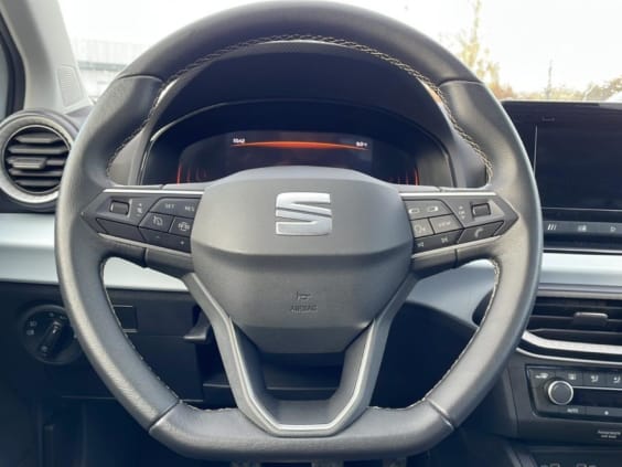 Seat IBIZA 1.0 tsi 95 copa Blanc Nevada