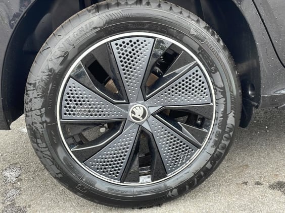 Skoda Kamiq 1.0 tsi evo 2 116 monte carlo dsg7 Noir