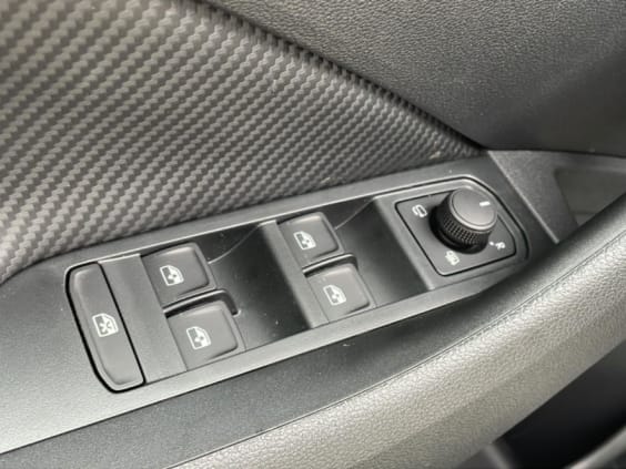 Skoda Kamiq 1.0 tsi evo 2 116 monte carlo dsg7 Noir