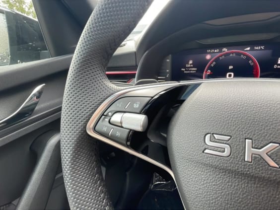 Skoda Kamiq 1.0 tsi evo 2 116 monte carlo dsg7 Gris Graphite