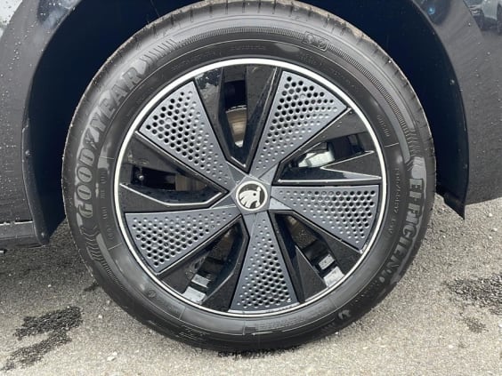 Skoda Kamiq 1.0 tsi evo 2 116 monte carlo dsg7 Noir