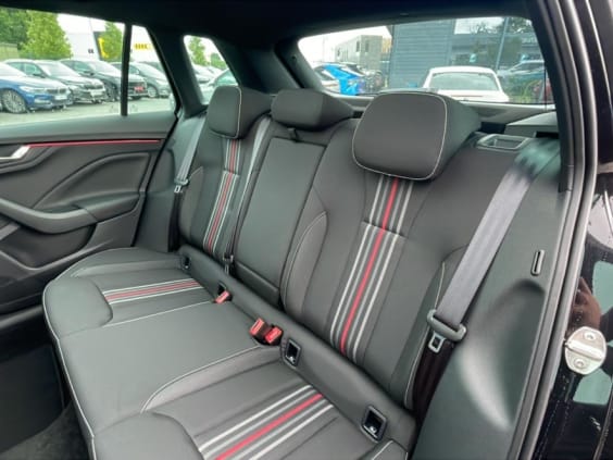 Skoda Kamiq 1.0 tsi evo 2 116 monte carlo dsg7 Noir