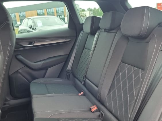 Skoda Karoq 1.5 tsi 150 sportline dsg7 Noir