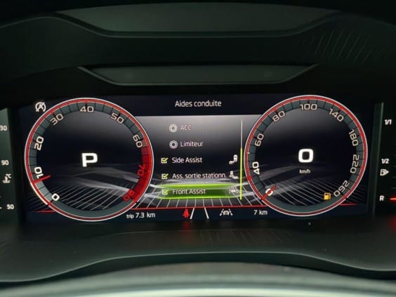 Skoda Karoq Karoq 1.5 TSI Evo 2 150 ch ACT DSG7 Sportline Gris Argent Metal