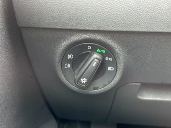 Skoda Karoq KAROQ 1.5 TSI 150CH DSG7 SELECTION Blanc Glacier