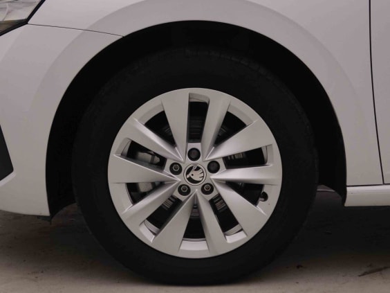 Skoda Scala 1.0 TSI 116 DSG Selection Blanc