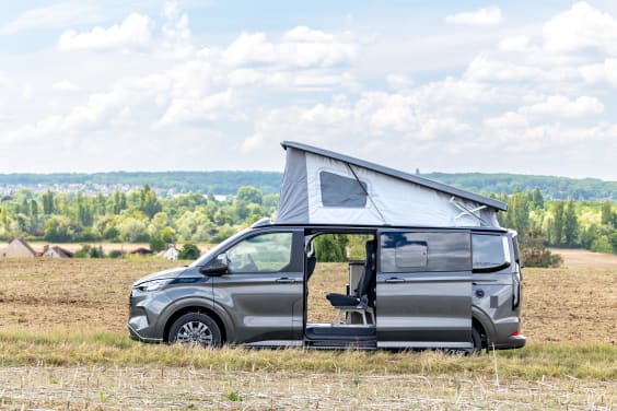 Stylevan Origin EQUINOX IV FORD TRANSIT CUSTOM - 2.0 L - 150 CV - BVM Bleu Azur 