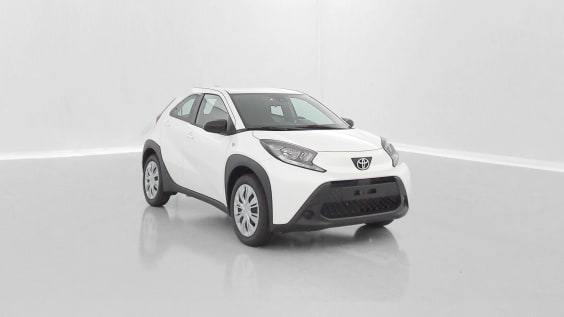 Toyota AYGO X AYGO X 1.0 VVT-i 72ch Dynamic S-CVT Pure White