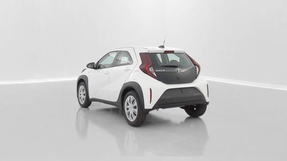 Toyota AYGO X AYGO X 1.0 VVT-i 72ch Dynamic S-CVT Pure White