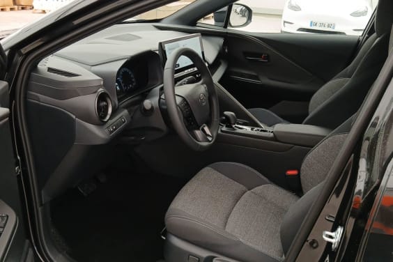 Toyota C-HR Hybride 140 Design Noir Intense
