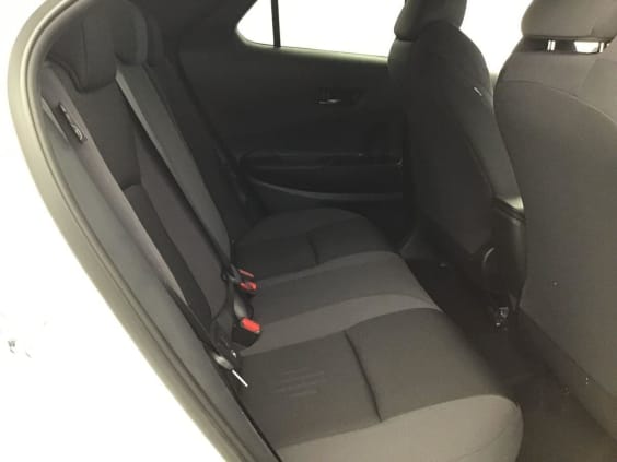Toyota C-HR Design 2.0 PLUG-IN HYBRID 225 Blanc