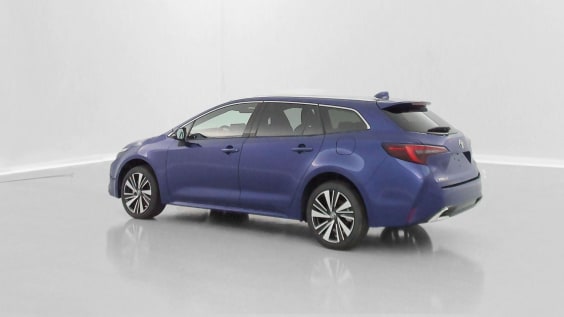 Toyota Corolla Touring Sport COROLLA TOURING SPORT 1.8 Hybride 140ch Design Bleu Genievre Metallise