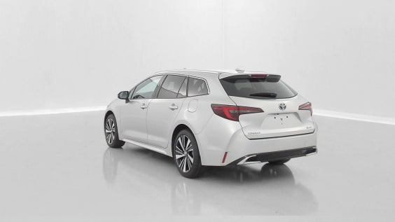 Toyota Corolla Touring Sport COROLLA TOURING SPORT 2.0 Hybride 178ch Design Gris Argent