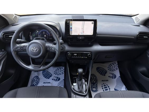 Toyota Yaris HYBRID 116 E-CVT DESIGN PHASE 2 Vert