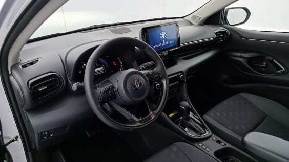 Toyota Yaris YARIS  IV Hybride 116h Design e-CVT Gris Minéral