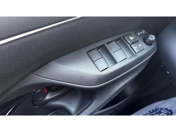 Toyota Yaris HYBRID 116 E-CVT DESIGN PHASE 2 Vert