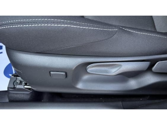 Toyota Yaris HYBRID 116 E-CVT DESIGN PHASE 2 Vert