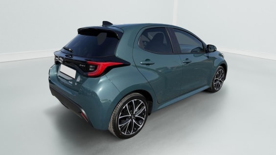 Toyota Yaris HYBRID 116 E-CVT DESIGN PHASE 2 Vert
