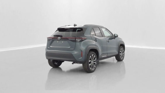 Toyota Yaris Cross Yaris cross 1.5 Hybride 130h Design e-CVT Vert Everest