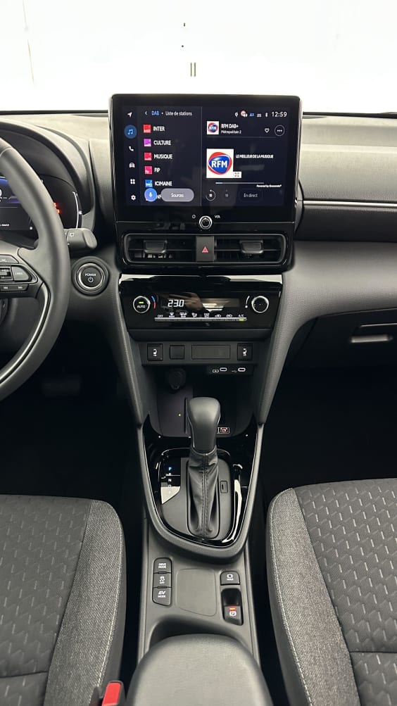 Toyota Yaris Cross Yaris cross 1.5 Hybride 130h Design e-CVT Grisatlas